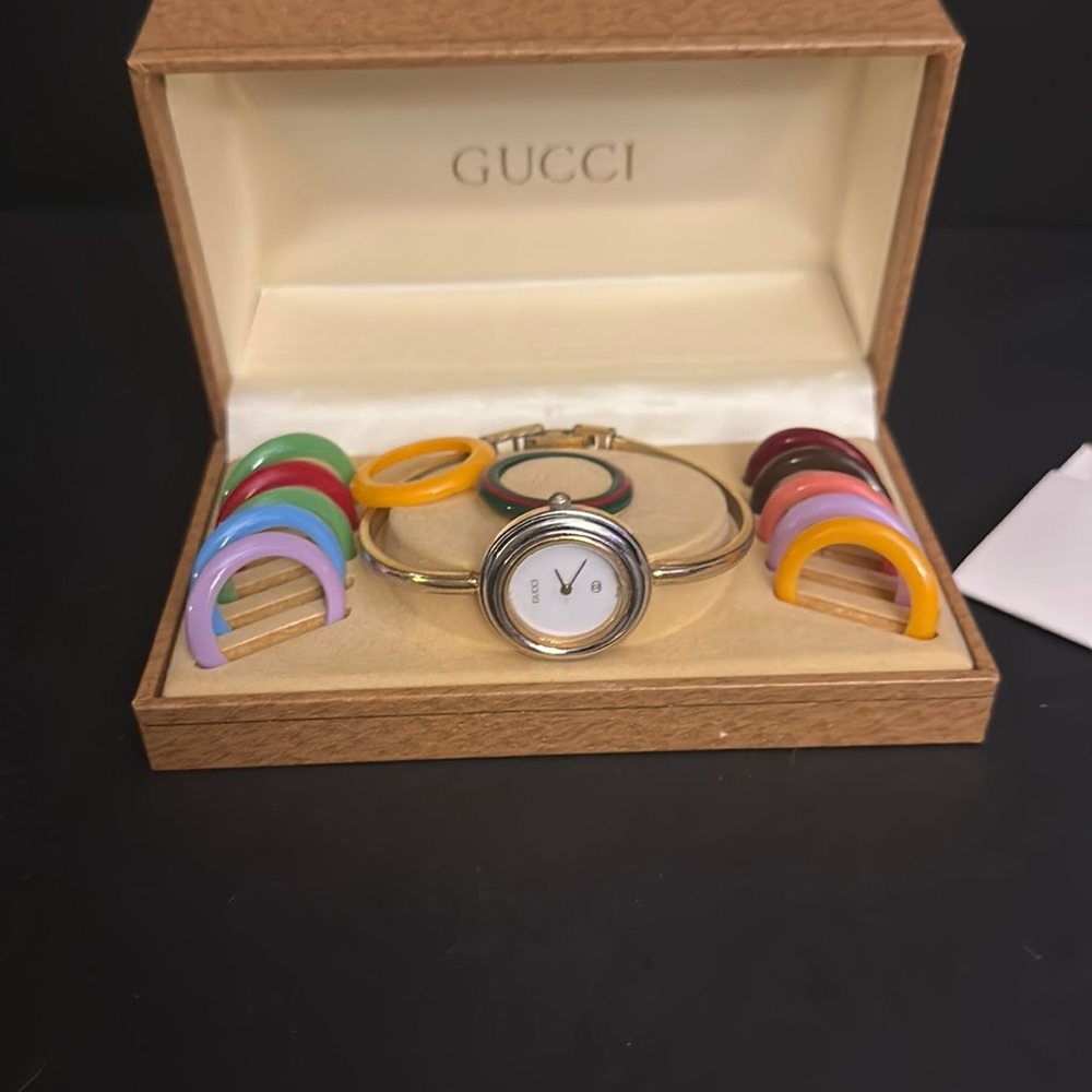 ——SOLD———Vintage GUCCI Timepiece